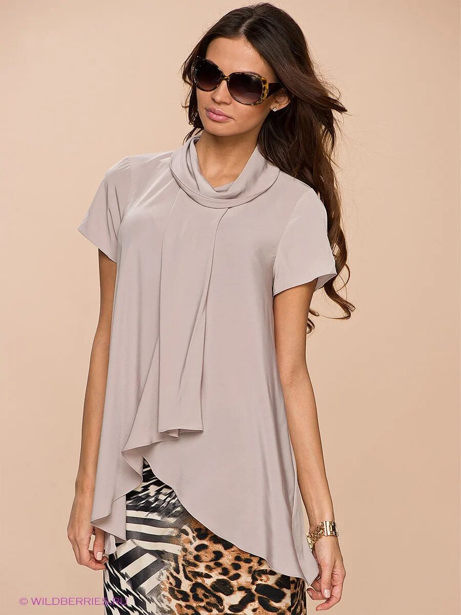 свободный покрой одежды. платье свободного кроя. оверсайз руьагаи белыем. рубашка оверсайз женская. платье свободного кроя.