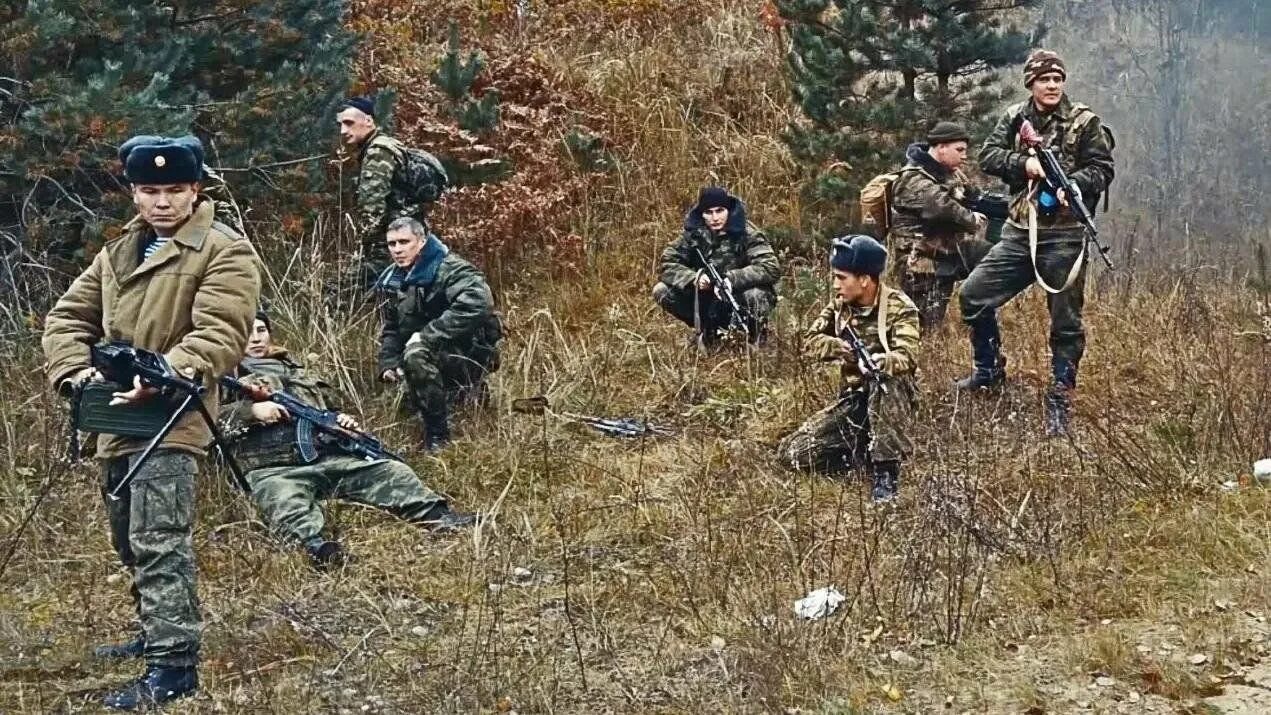 Улус-керт сельментаузен на высоте 776. Десантники 6 роты псковской дивизии. Диорама высота 776. Аргунское ущелье 2000 год 6 рота. 6 й рота.