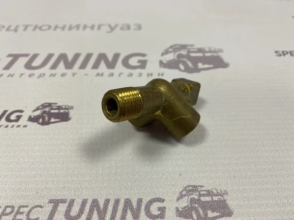 Штуцер датчика. Тройник датчика давления масла 409. Штуцер датчика. 8. Штуцер датчика масла газ 3307.
