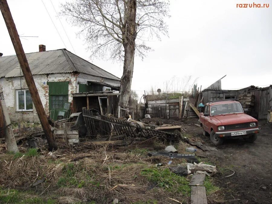 Разьебанная. Деревня разруха. Российская деревня разруха. Русские деревни разруха. Убогая Российская деревня.