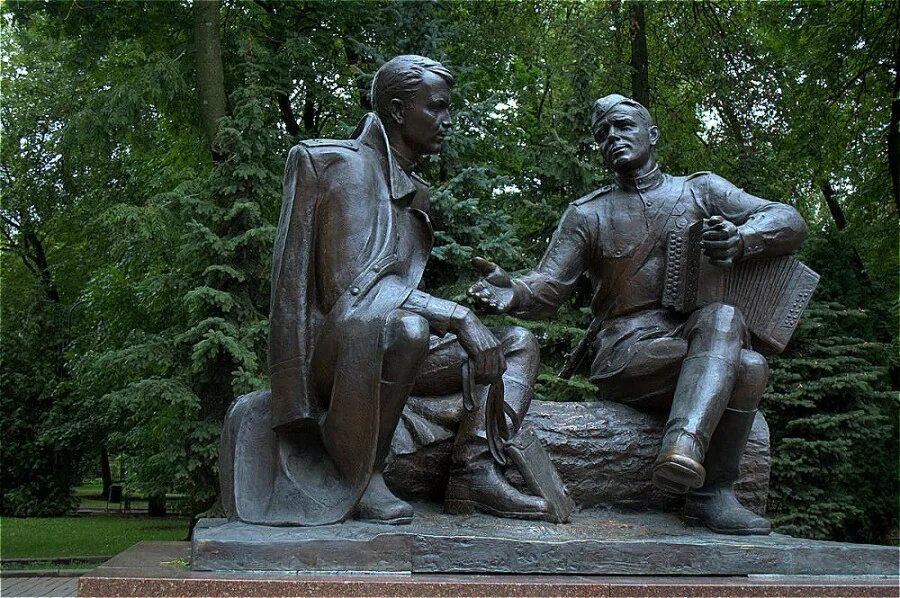 благодарная россия героям 1812 года смоленск. какие памятники в смоленске. памятник глинке в флоренции. федор савельевич конь памятник. какие памятники в смоленске.