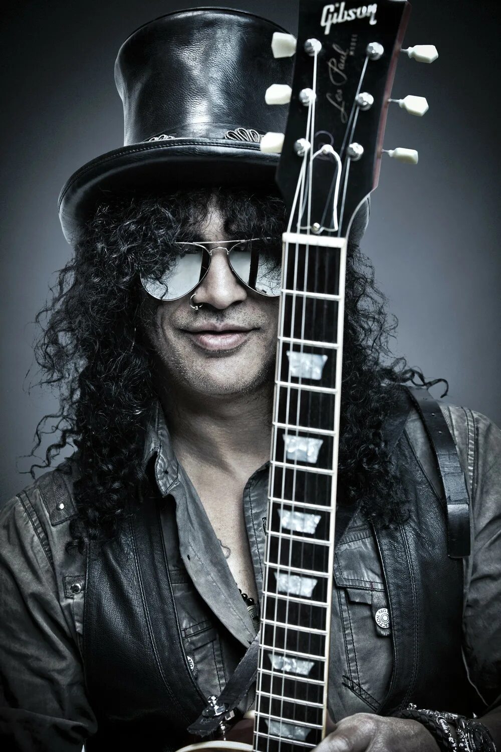 Slash. Slash гитарист. Slash молодой. Рокер.