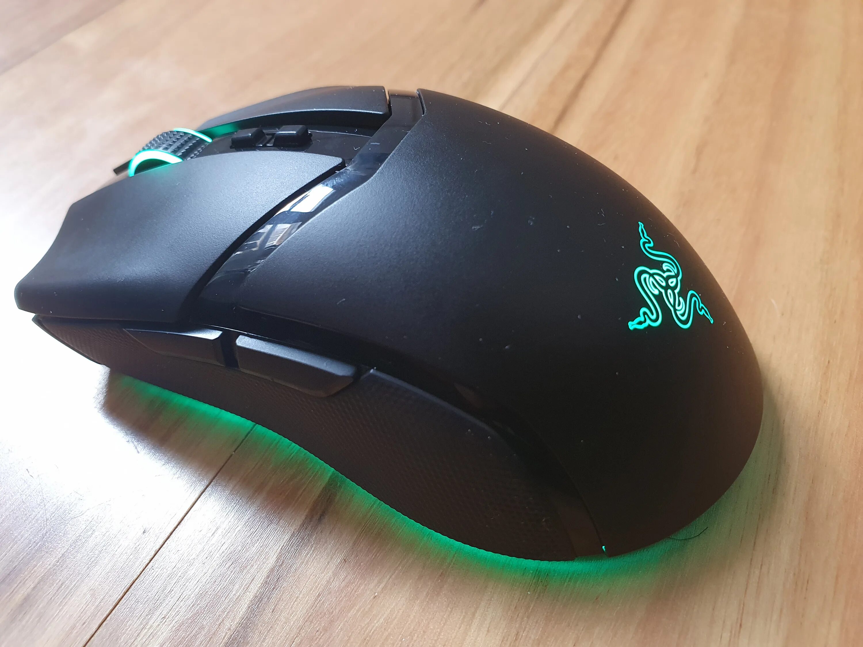 Лучшая игровая мышь 2024. Razer Cobra Logitech g102. Logitech g102 vs Razer Cobra. Razer Cobra Pro. Игровые беспроводные мышки 2023.