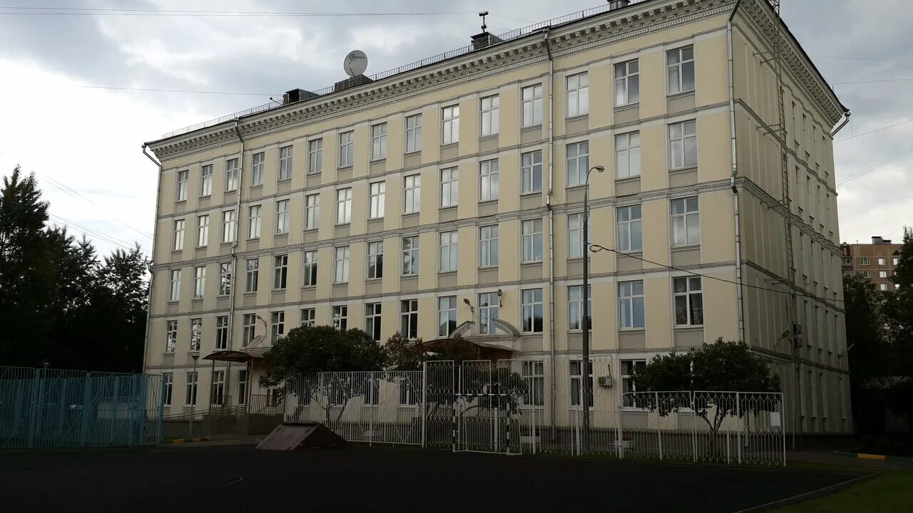 Школа 1222 нижегородская 64. Школа 1222 имени маршала советского союза и. Школа 1222 имени баграмяна москва. Х баграмяна. Школа 1222 имени баграмяна.