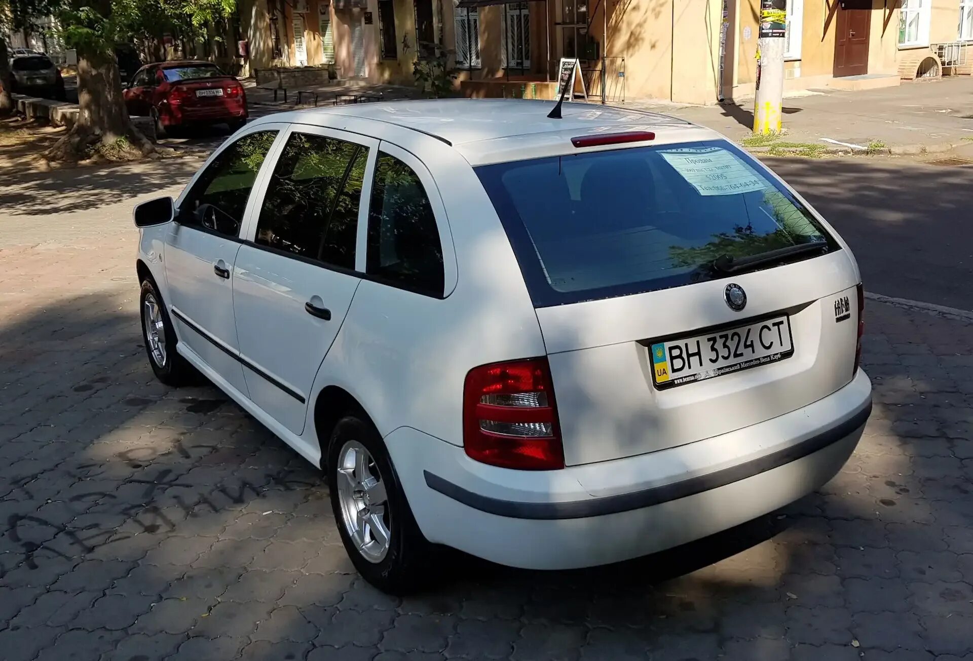 Skoda fabia 2003 года. Шкода фабия 2003. шкода фабия 2003 года задница.