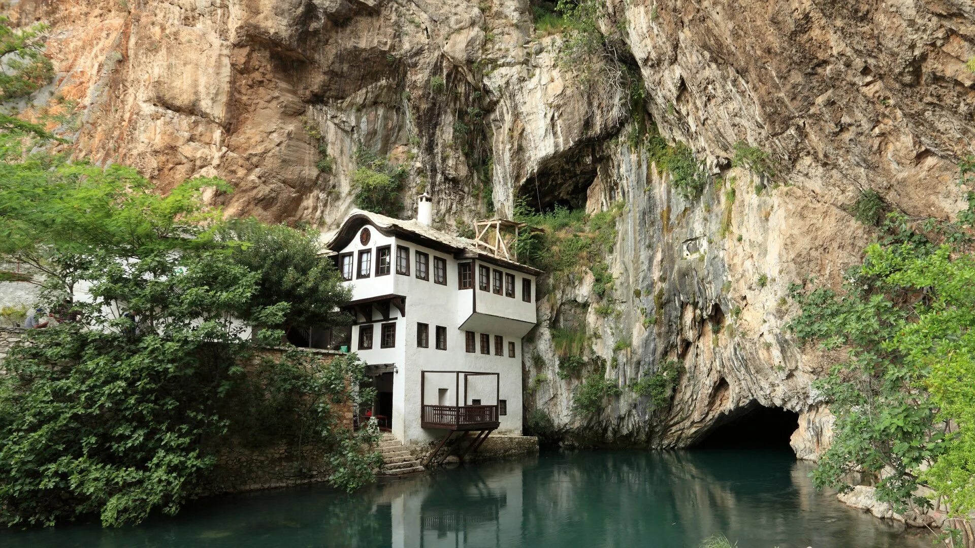 мост бастай. бун город. недалеко менее. благай. виадук в поселок пудлинговый.