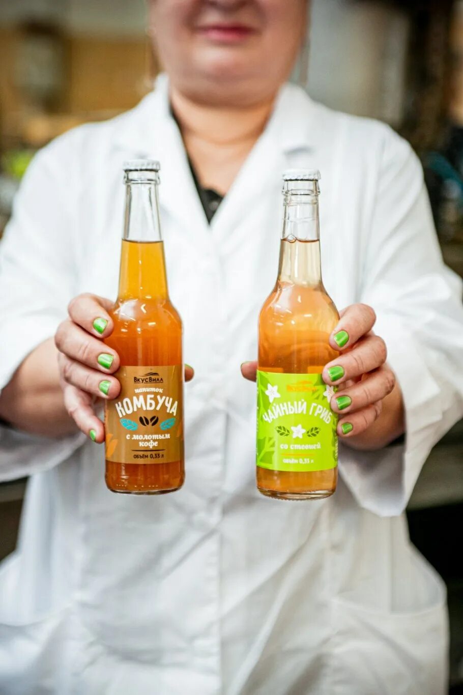 Комбуча напиток что это. Чайный гриб - комбуча. kombucha напиток чайный гриб. комбуча лимонад. напиток из чайного гриба комбуча.