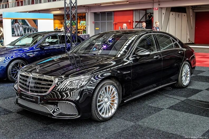 Купить s 65. Mercedes s65 w222. Мерседес s65 AMG w222. Mercedes s222 AMG 65. 222 S65 AMG.