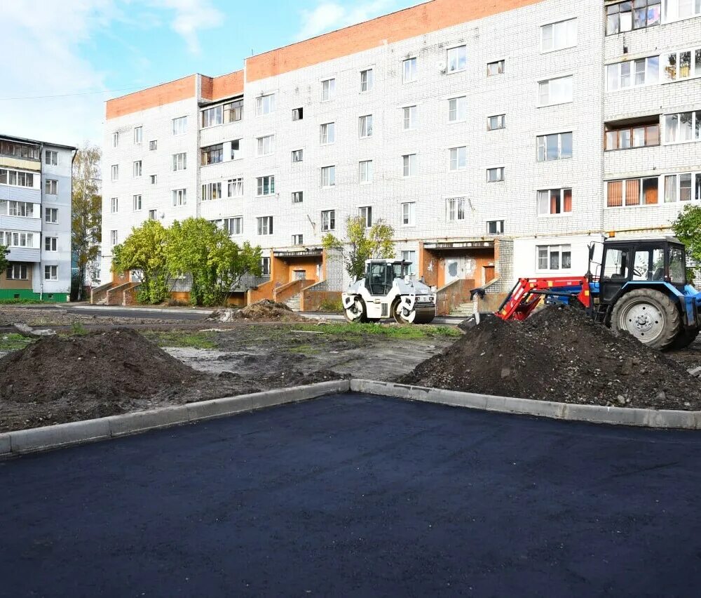 Работа в г дзержинск. Благоустройство дворовых территорий Ивантеевка Дзержинского 2024. Администрация Дзерж район Ярославль. Ярославль дворы. Благоустройство города Дзержинск.