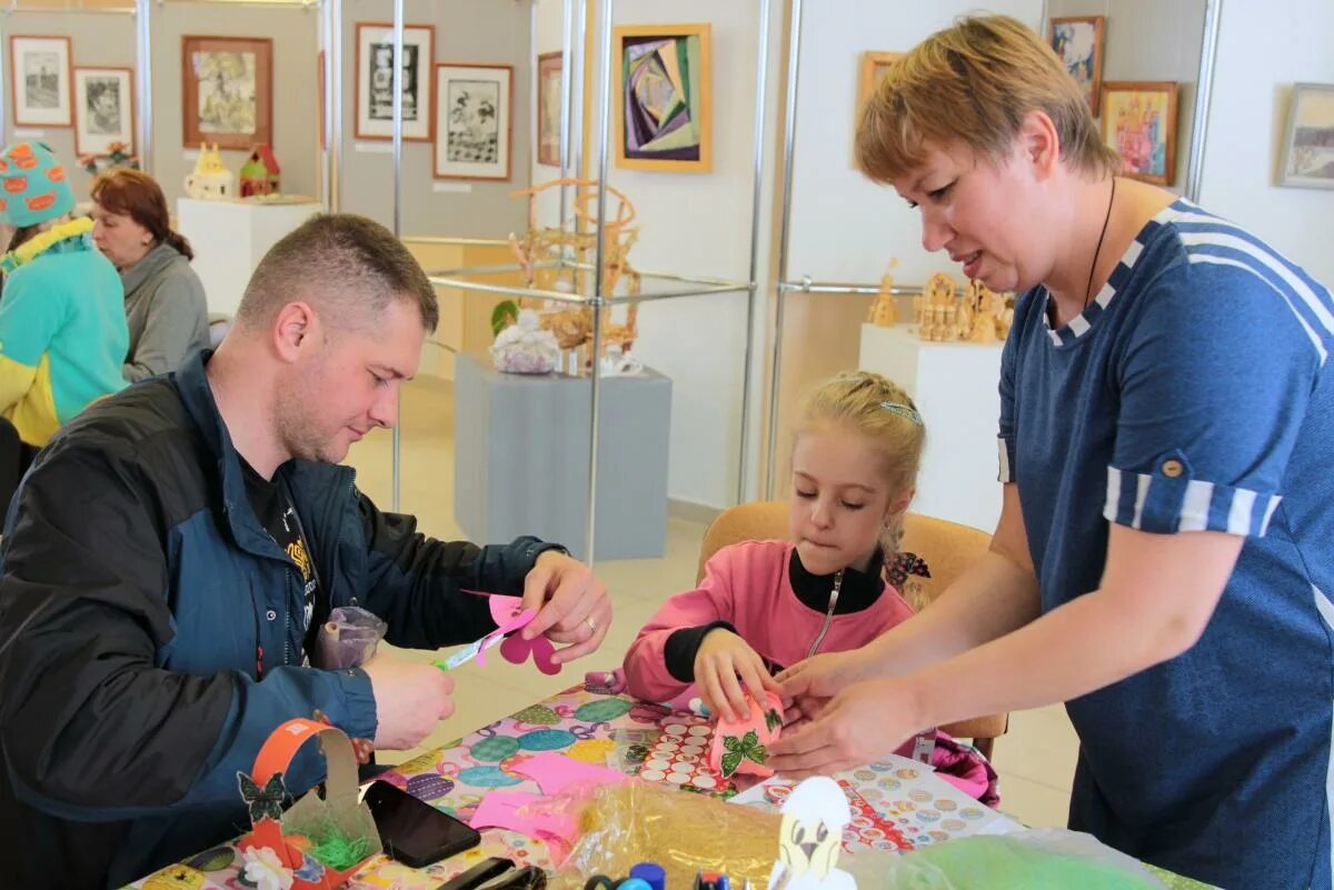 натуральная школа гоголя. натуральная школа в русской литературе 19 века кратко. натуральная школа в русской литературе. традиции натуральной школы. основные принципы натуральной школы.