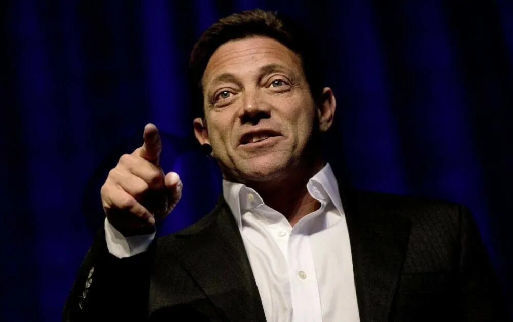 Джордан белфорт. Волк с уолл стрит прототип. Белфорт с уолл стрит. Джордан с уолл стрит. Волк с уолл стрит прототип.