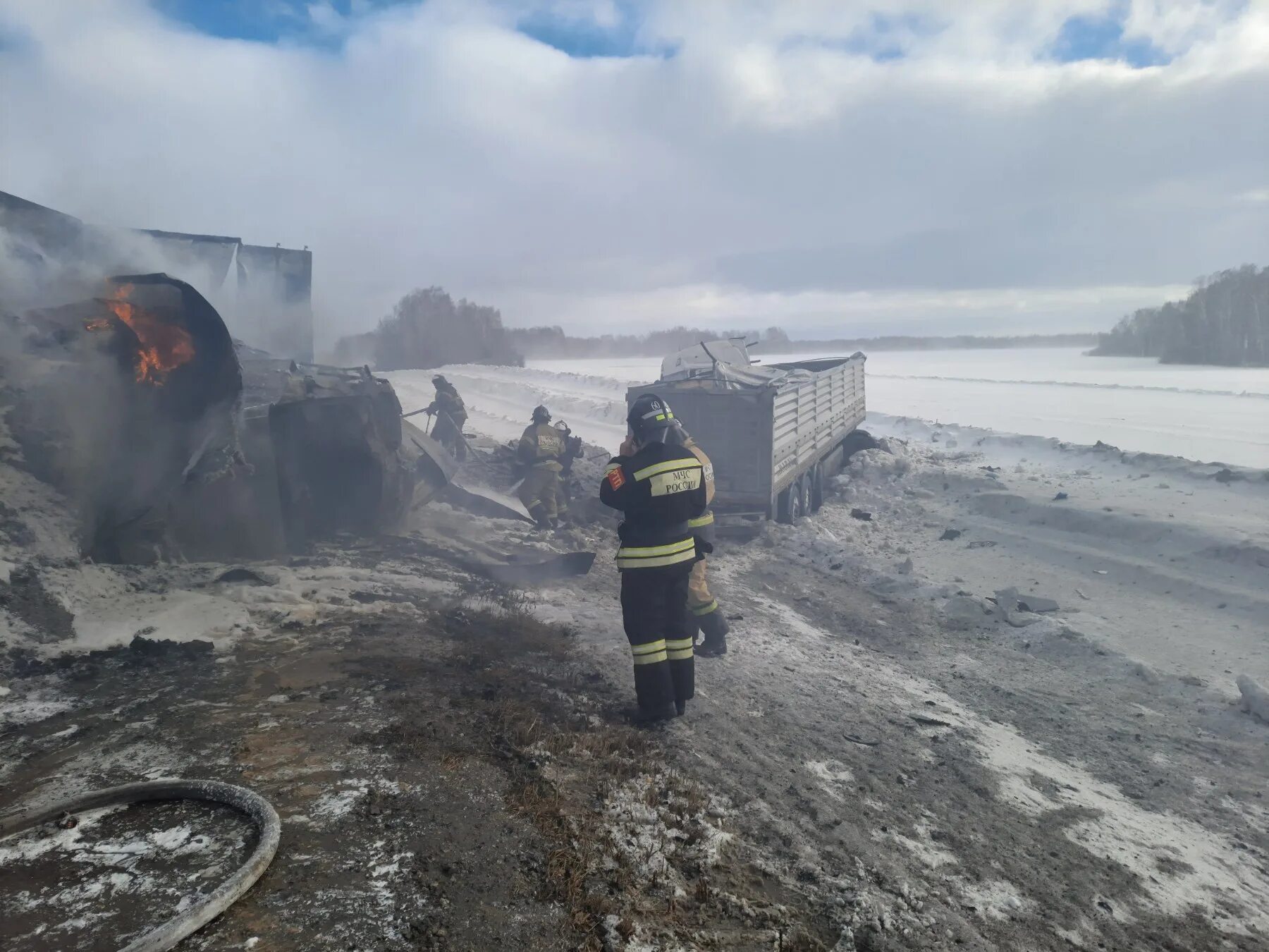 Новости 27.03 2024. ДТП В Тюменской области 2022. Авария в Тюменской области на трассе фура. ДТП на трассе Тюмень Ишим.