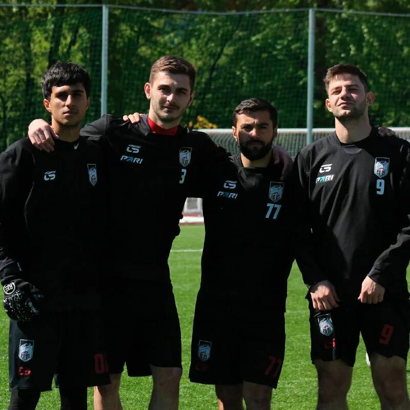 Фк бас тренировка. Эмблема фк бас. Фк бас. Фк бас. Фк бас.