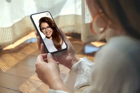 essai virtuel sur Lentiamo. miroir virtuel lunettes. 