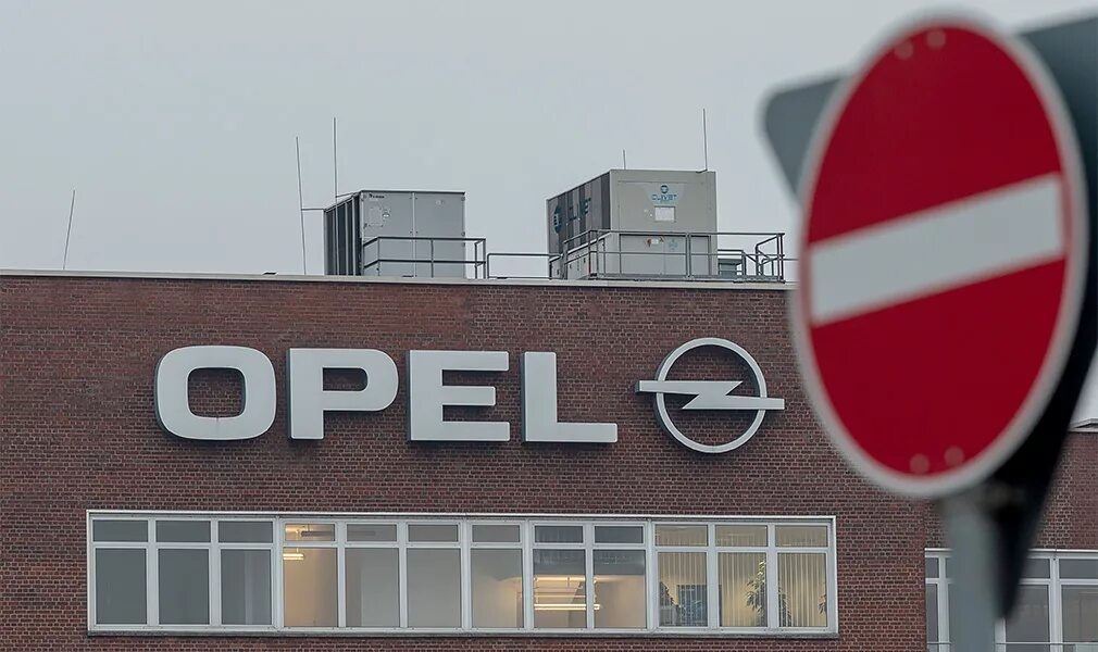 Опель кома. Opel insignia 2012. Opel insignia 2012. Четвертое поколение opel astra (j, 2010-2015):. Opel insignia 2014.