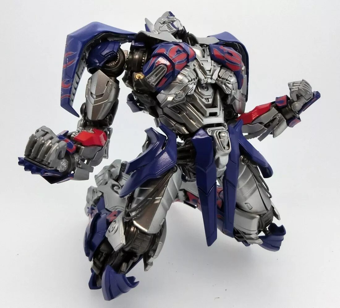 Ss05 optimus prime. Takara tomy transformers masterpiece. Takara tomy трансформеры. Takara tomy трансформеры. Трансформеры 3 шоквейв игрушка.