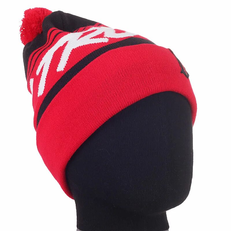 Черно красная шапка. Шапка red wings. Шапка ннх «якимка» черный. Шапка nhl detroit red wings. Шапка adidas fur pom beanie красная.