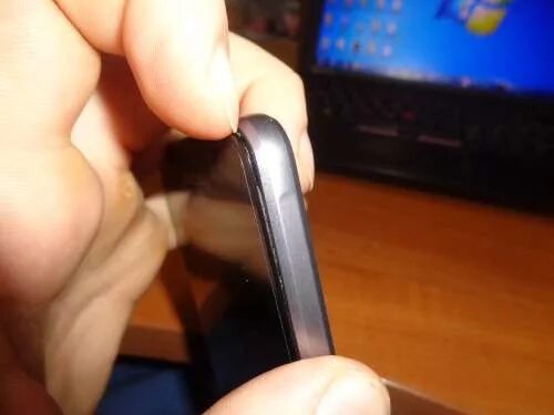 что делать если отходит дисплей