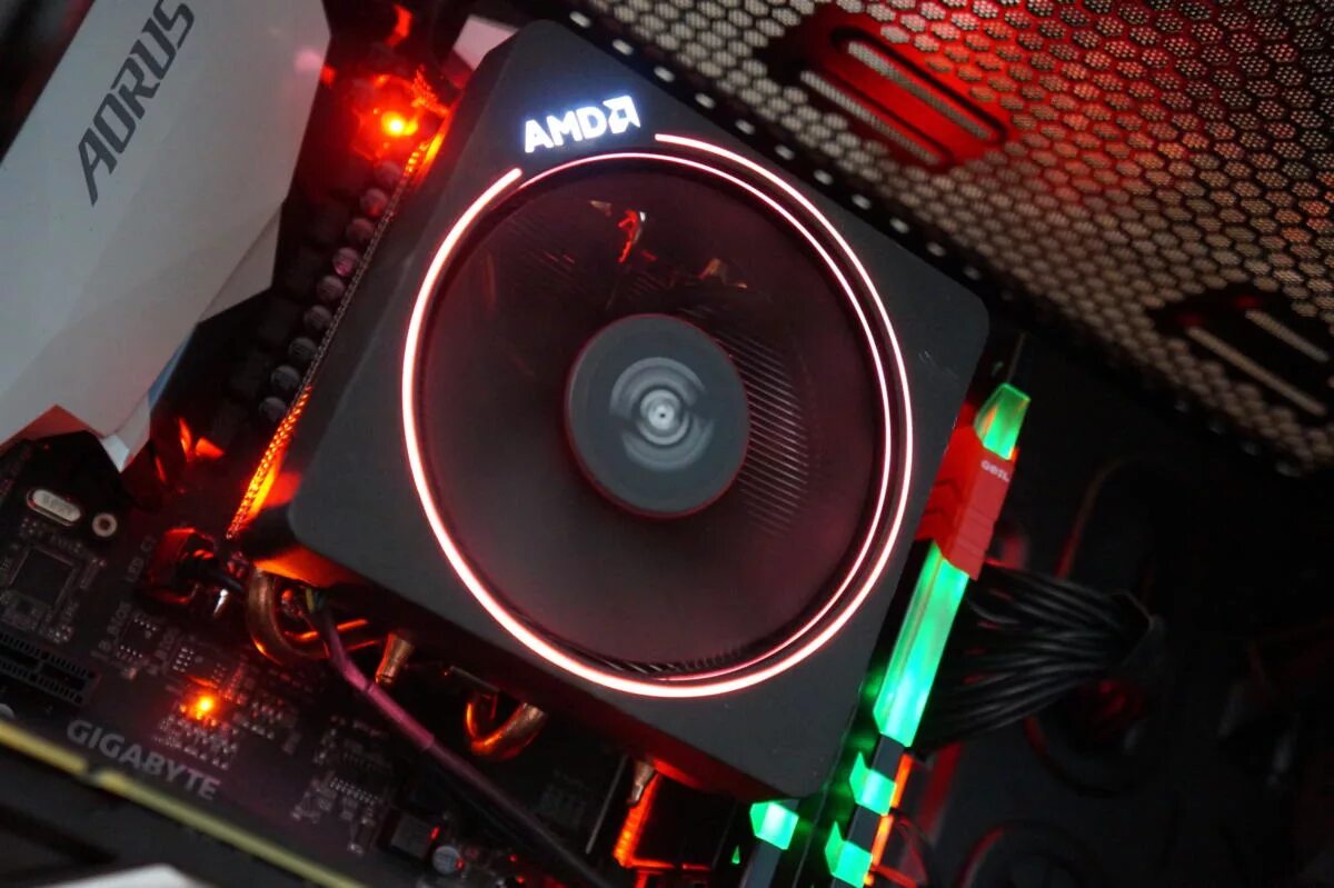 Лучший кулер для ryzen 5 5600x. Кулеры амд wraith. кулер амд врайт макс. amd ryzen 5 5600x кулер. amd wraith max.