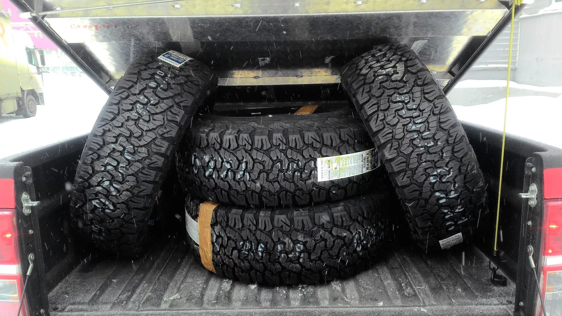 All terrain ko2. Bfg all terrain ko2. bfg ko2 265/65 r18. 32х11.5 r15. bfg at ko2 235/75-15.