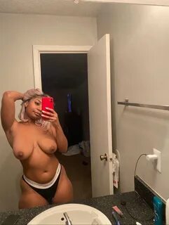 I’M AVAILABLE FOR HOOK UP 💦 💦 