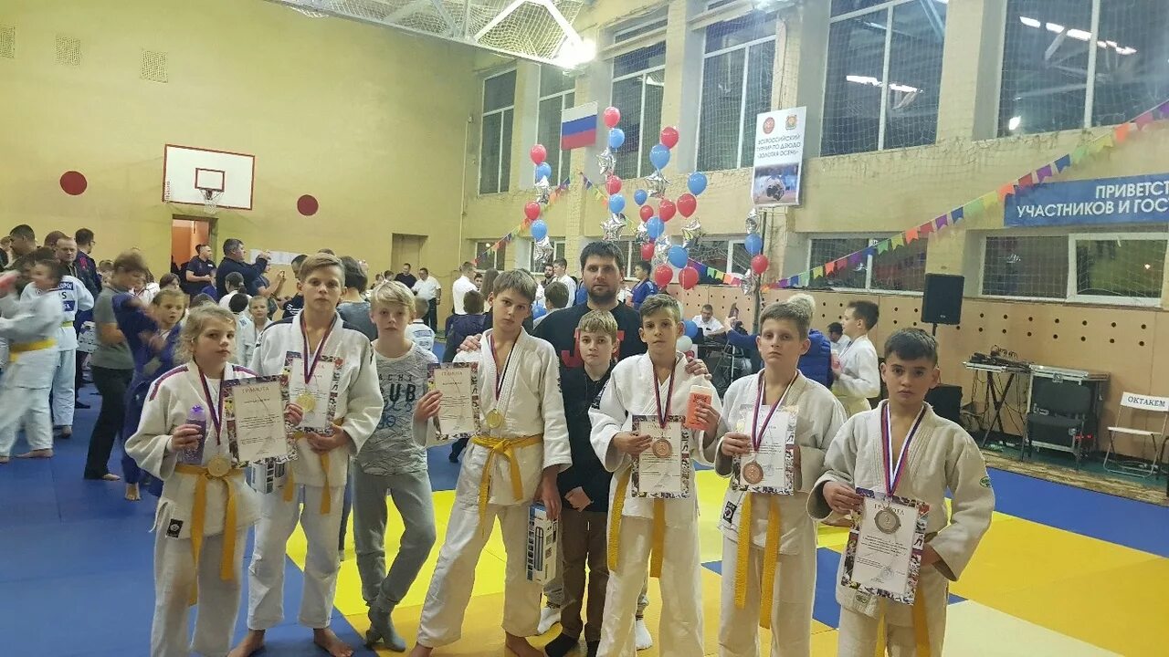 Школа олимпийского резерва липецк. Липецк улица гагарина 70а бассейн. Школа олимпийского резерва липецк. Школа олимпийского резерва саратов. Школа олимпийского резерва тула дмитрий лужецкий.