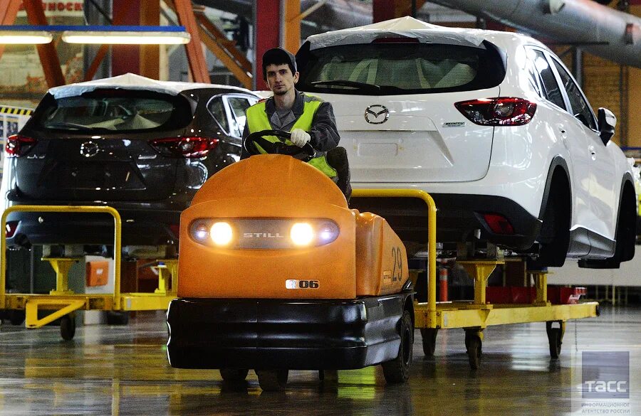 Завод мазда стоит. Mazda sollers владивосток парк. Завод mazda во владивостоке. Мазда соллерс. Японские автозаводы сша.