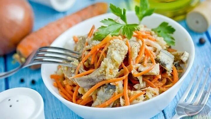 судак хе. судак рыба хе. хе из судака с морковью. хе по корейски. корейский салат хе из судака.