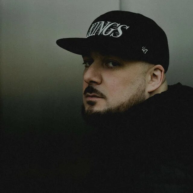 Kool savas. Kool savas official | essah tv. Kool savas. Рэпер kool savas. Kool savas official | essah tv.