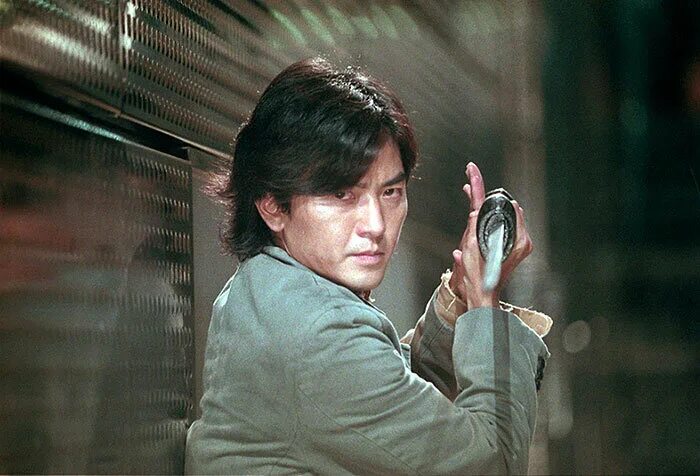 Chin gei bin 2003. Эффект близнецов 2 фильм. Близнецы 2003 год. Близнецы 2003 джеки чан. Близнецы фильм 2003 постер.