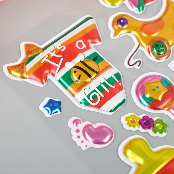 Пластик с наклейкой. Наклейка на пластике. Выпуклые наклейки. Питбайк kayo crf 70. Пластик с наклейкой.