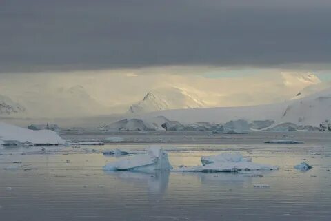 Море космонавтов