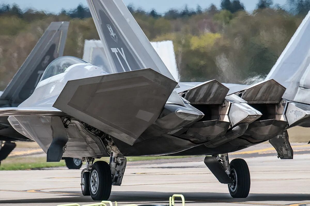 F s 22. Lockheed Martin f-22 Raptor. F22 Raptor. F 35 Раптор. F35 Fighter Jet.