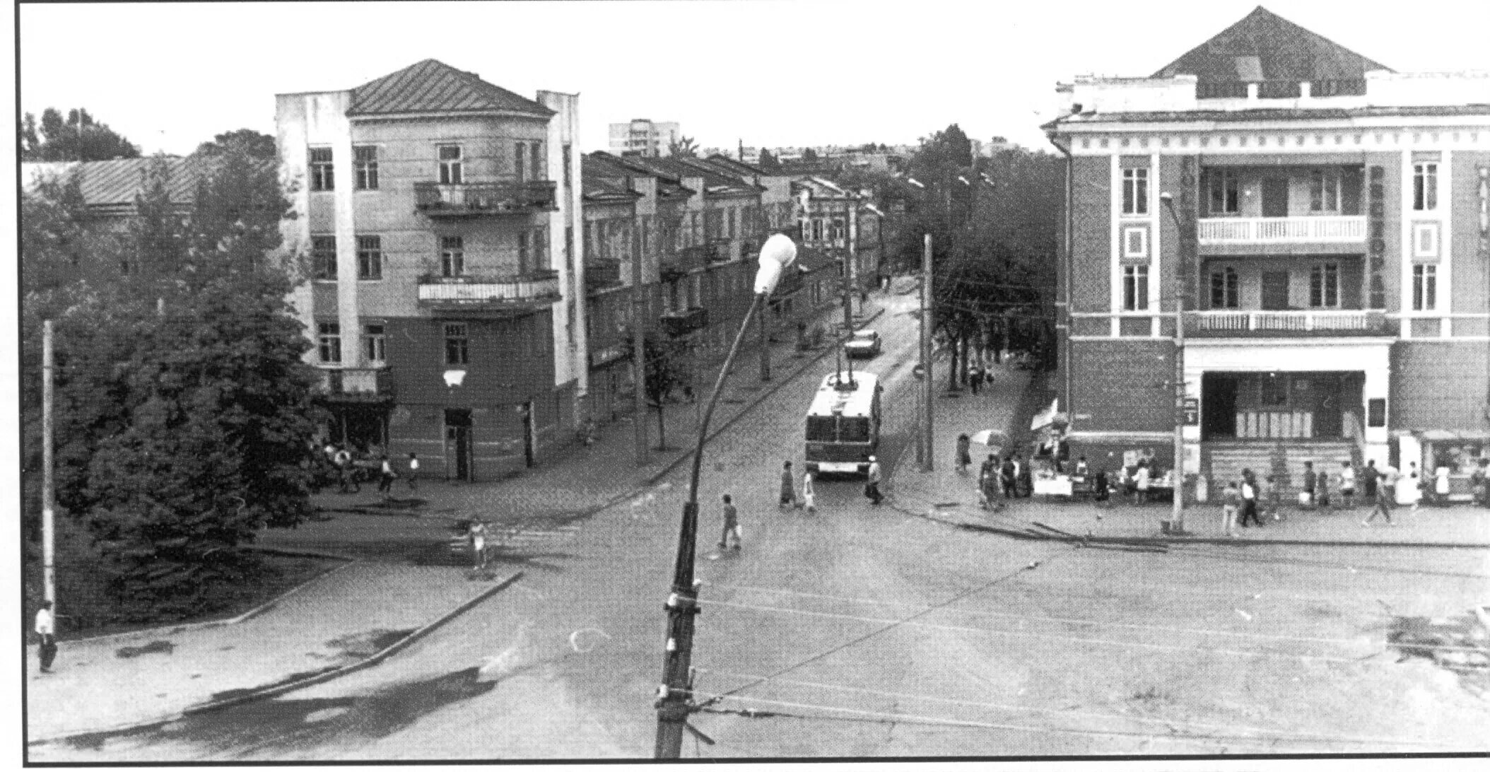 Город энгельс улица ленина. Энгельс старый город. энгельс 2000 год. город энгельс 2000 год. энгельс 1990 год.