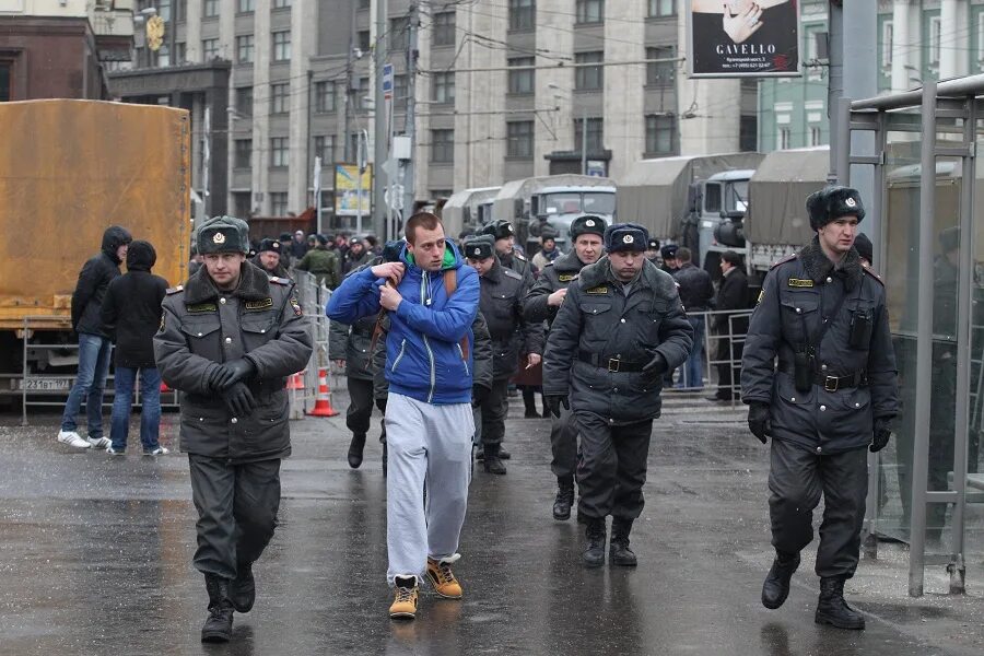 Болотная площадь 2012 митинг. Болотная 2008. Протесты в Москве 2012 Болотная площадь. Митинг в Москве 2012 на Болотной площади.