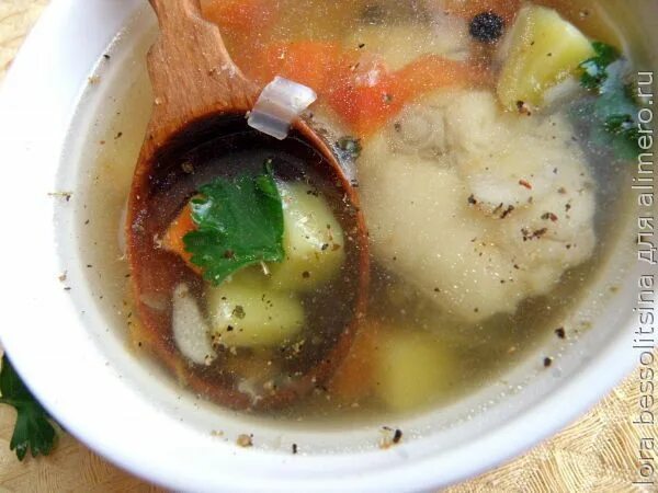 Как приготовить домашнюю уху из щуки. Уха из щуки. уха из ротанов. уха из сазана. уха из ротана.