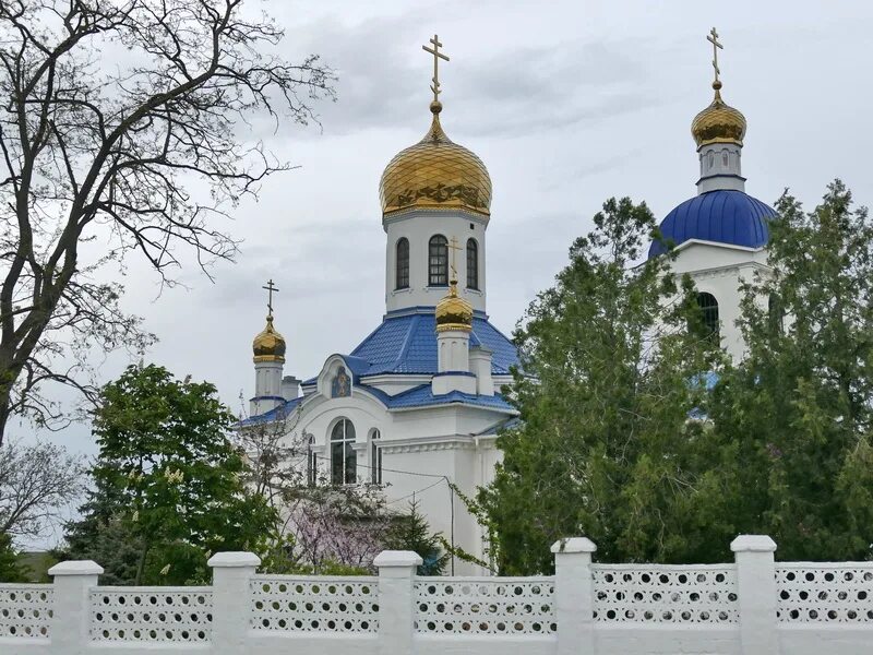 Храм успения керчь. Церковь успения пресвятой богородицы керчь. храм рождества пресвятой богородицы керчь. керчь храм пресвятой успения пресвятой богородицы керчь.