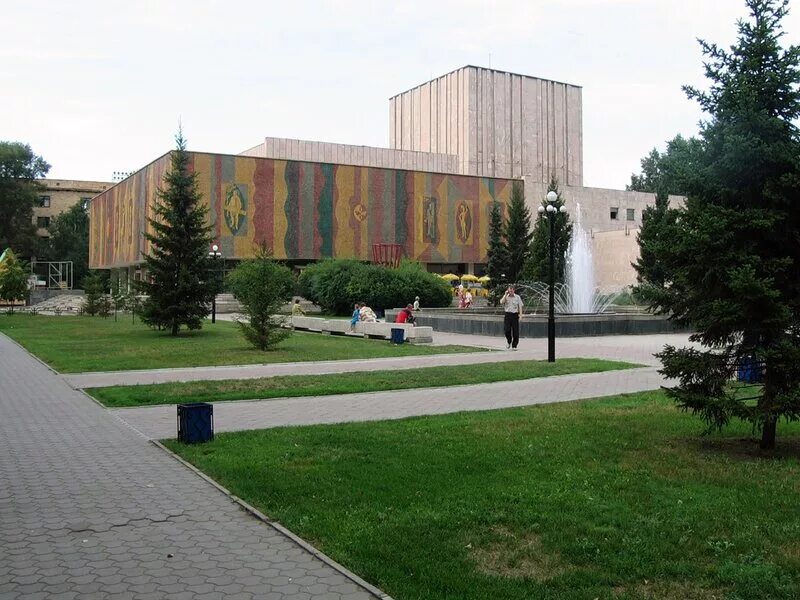 театр лермонтова абакан. сайт драмтеатр лермонтова абакан. драмтеатр абакан. лермонтова. русский республиканский драматический театр имени м.