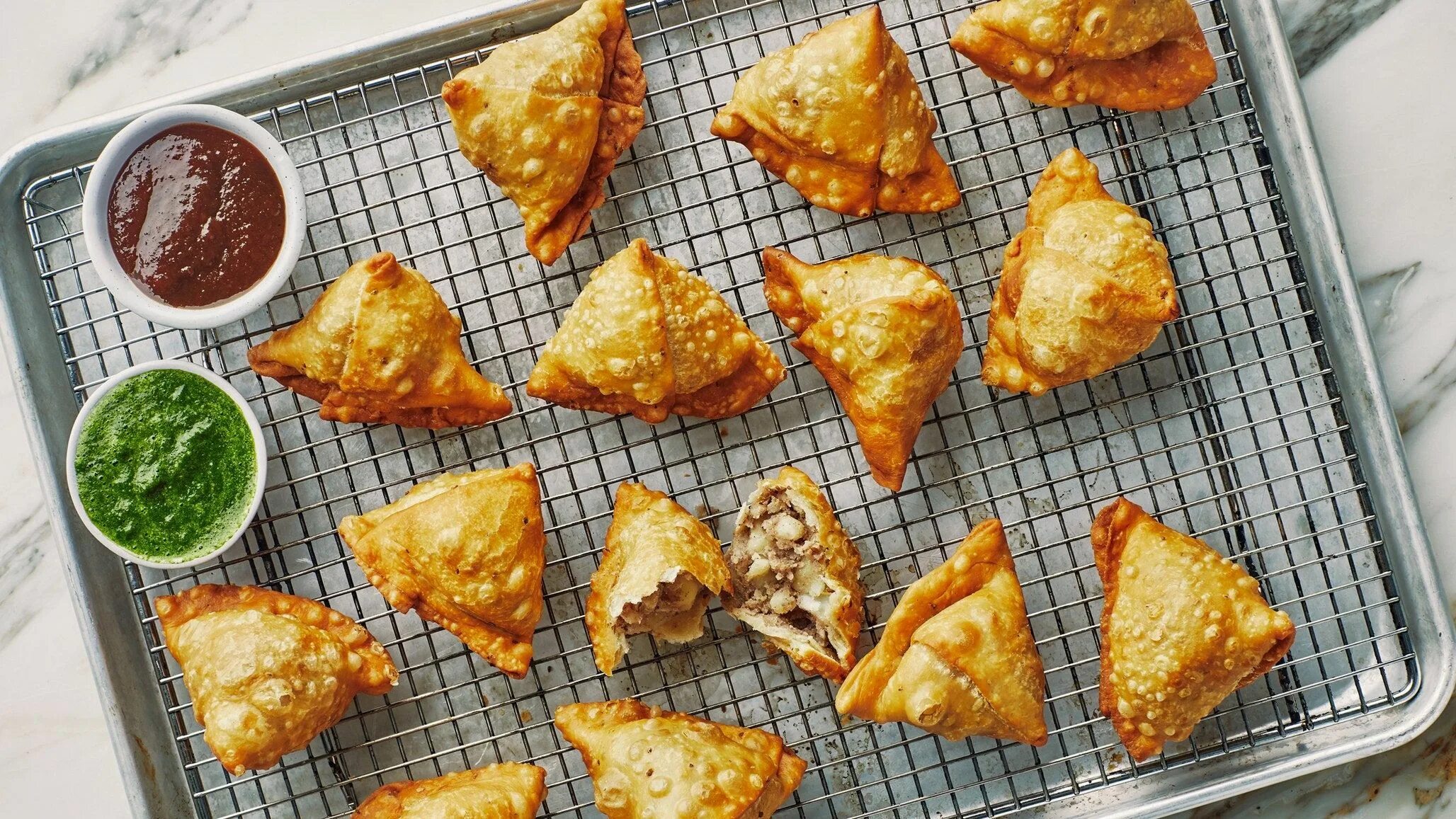 Самоса в духовке. Жареные самосы с овощами и кешью. Самоса в духовке. Самосы крымские с фруктами. Самосы в духовке.