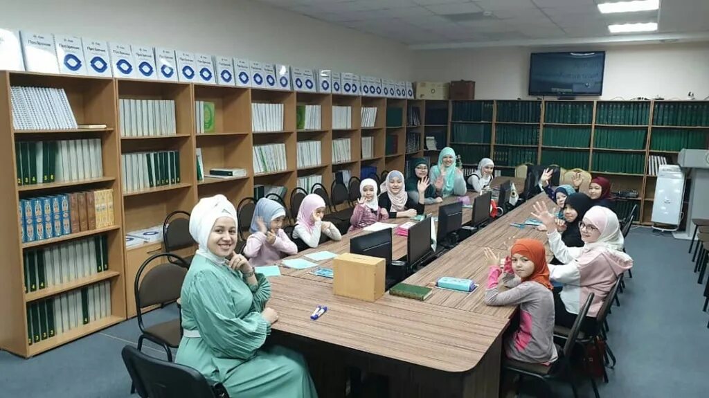 детские лагеря осень татарстан. республика татарстан каникулы. кукморская школа 3. казань обзорная экскурсия. детский экскурсионный туризм.