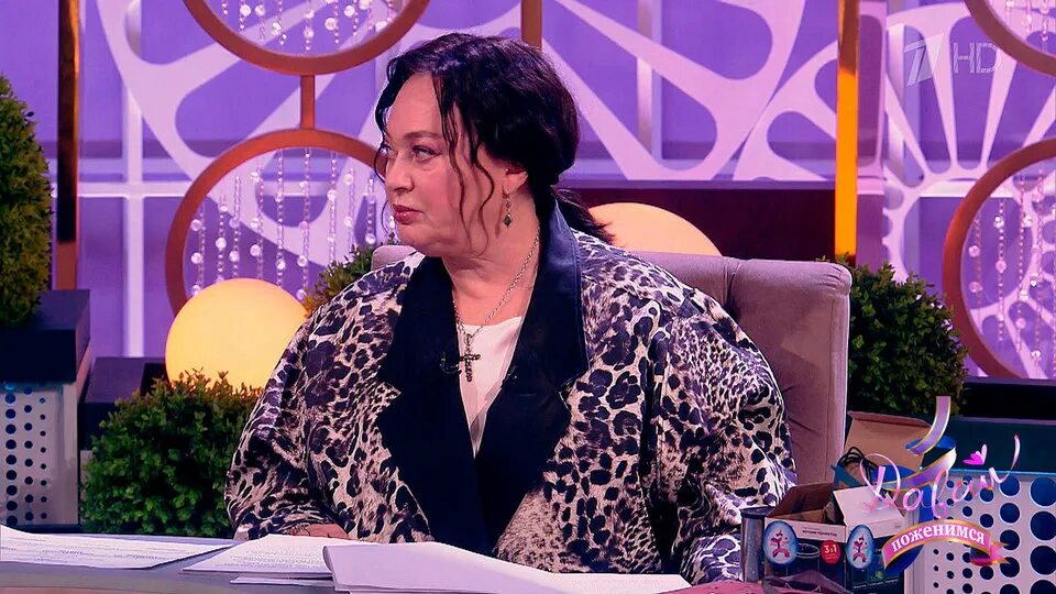 Вучетича перекуем мечи на орала. Алессио орано. Факундо арана. Памятник перекуем мечи на орала нью-йорке. Макаревич дебил.