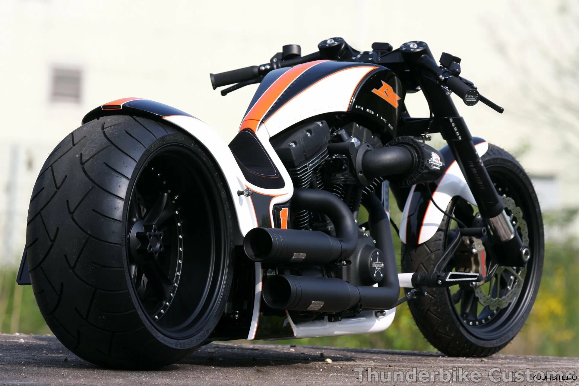 Как называется байк. Харлей дэвидсон драгстер. harley davidson v-rod драгстер. harley davidson спортбайк. драгстер мотоцикл харлей дэвидсон.