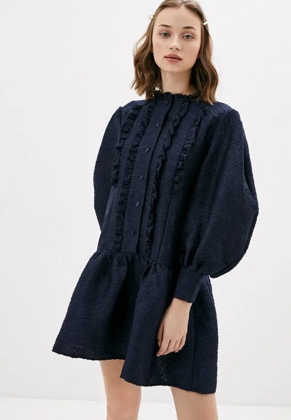 Сестер джейн бренд. Сестра в платье. Платье sisters. Бренд одежды систер джейн. Сестер джейн бренд.