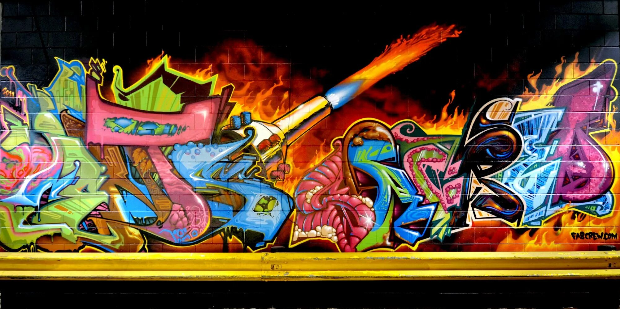 Граффити fire надпись. Огонь в стиле граффити. Граффити на стенах огонь. Граффити огонь. Граффити на металле.