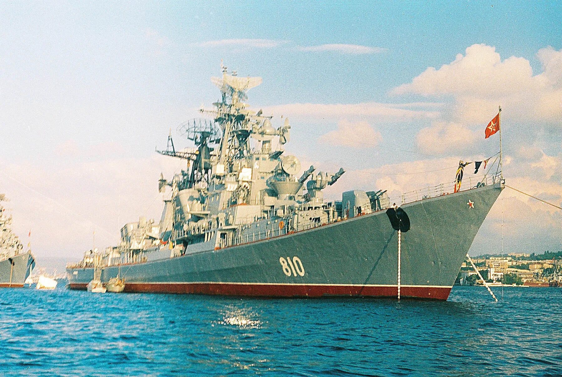 Способный корабль. БПК сдержанный Черноморского флота. Сметливый корабль. Корабль Сметливый Севастополь. БПК 61 сдержанный.