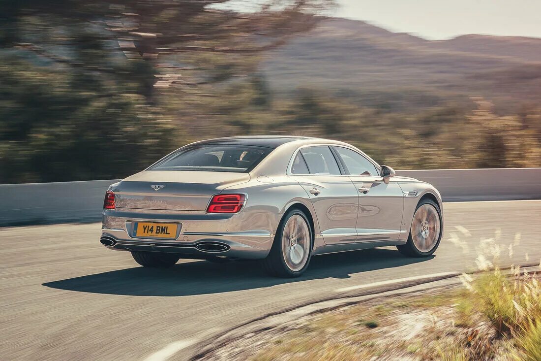 Bentley Flying Spur 2020. Bentley Continental Flying Spur 2020. Bentley Flying Spur II 2020. Continental Flying Spur 2022 Silver.