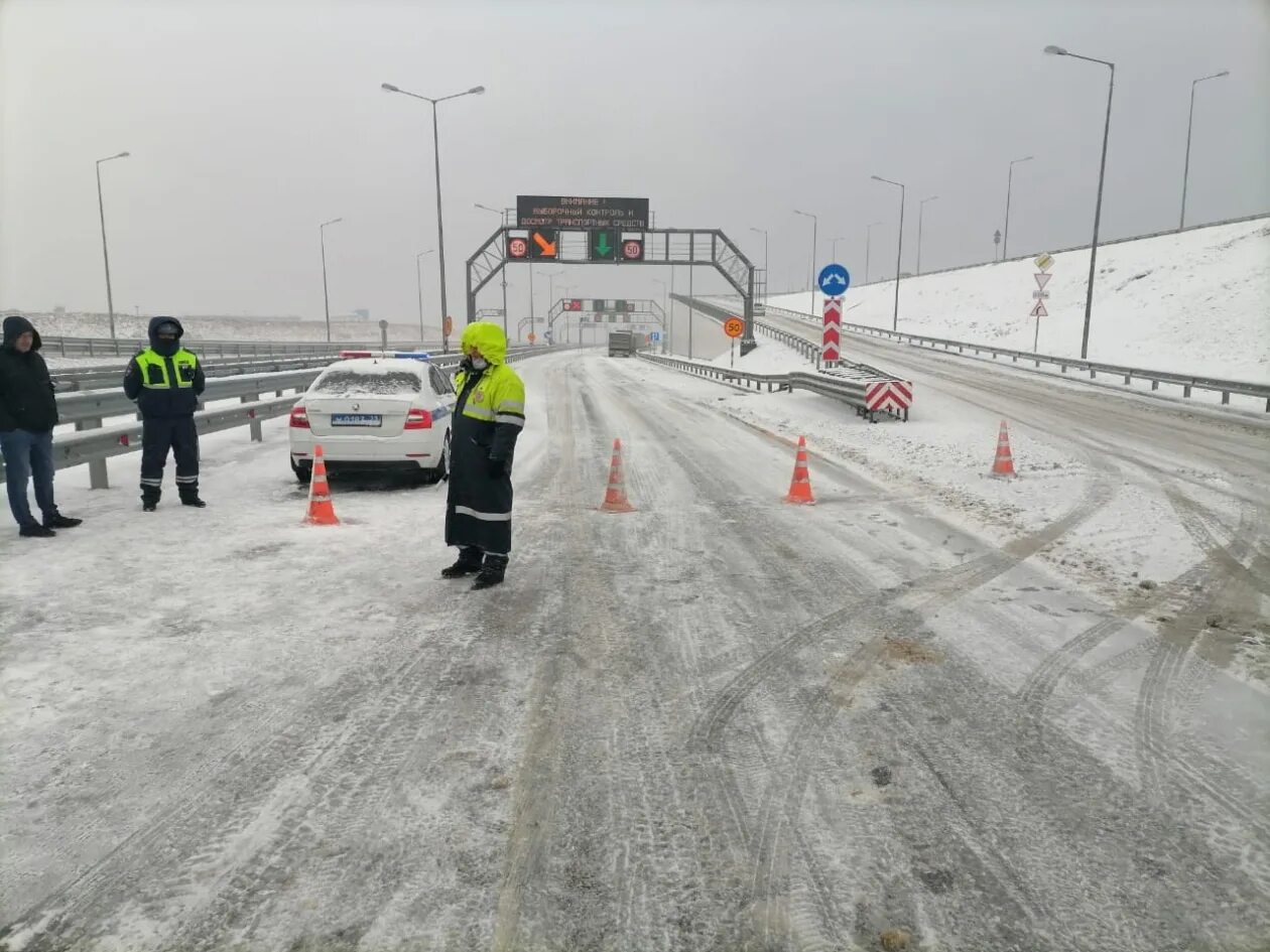 Движение через крымский мост