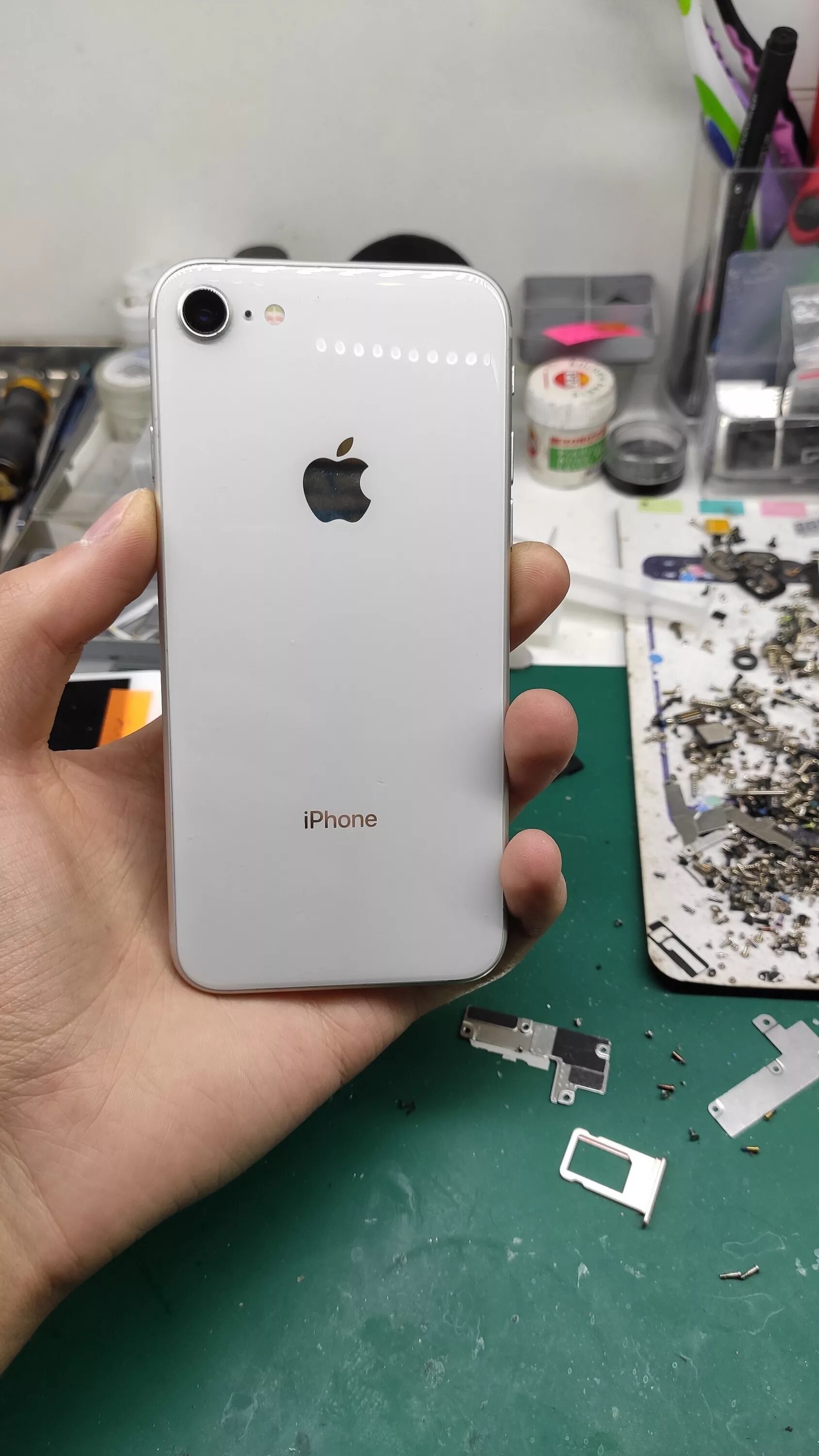 Гнездо айфона 8. Динамик айфон 8. Динамик айфон 8 плюс. Iphone 8 динамики. Айфон 8 разъем.