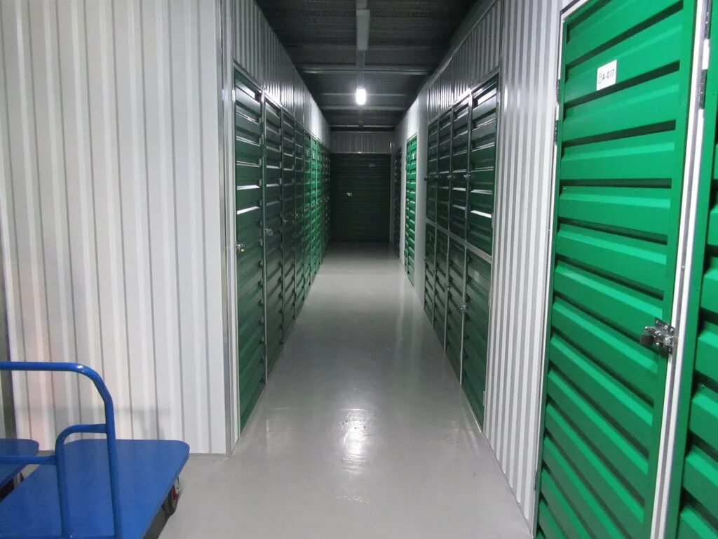 хоумсклад семеновская. хоумсклад поклонная. центр хранения вещей хоумсклад москва. хоум склад алексеевская. вход на склад.