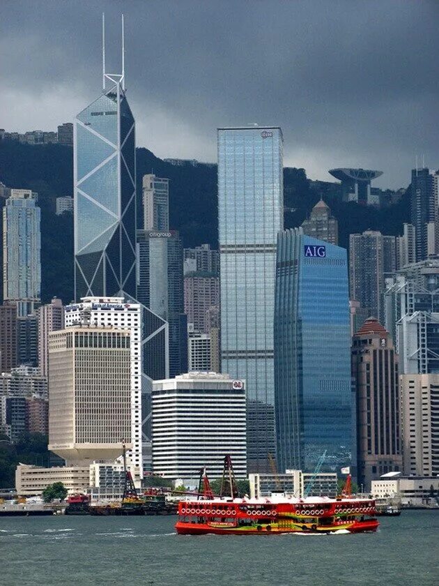 Небоскребы гонконга. Гонконг небоскребы. Гонконг высотки. Башня банка Китая (Гонконг, 1989). Башня банка Китая Гонконг.